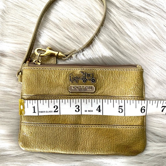 Coach Wristlet - Picture 6 of 6